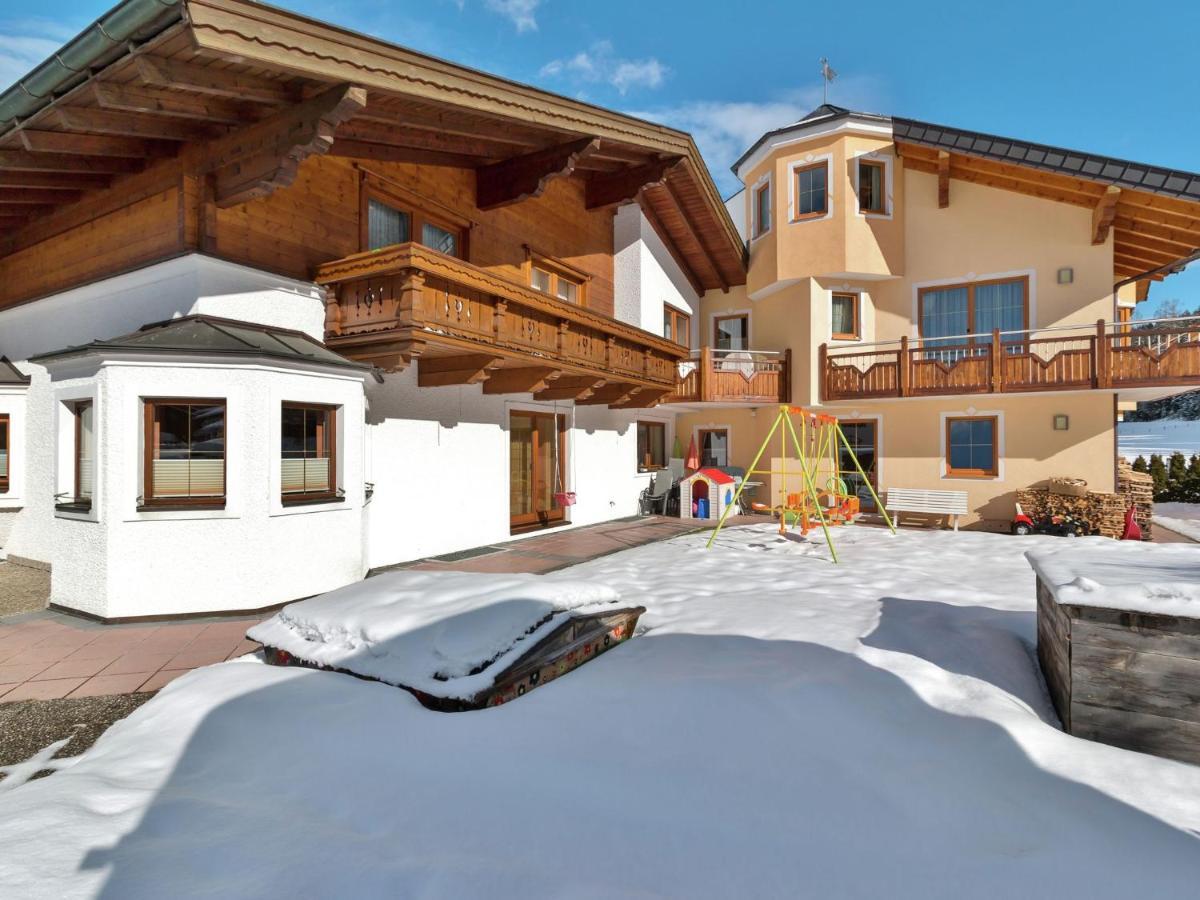 Apartment In Altenmarkt In Pongau Near Ski Area Altenmarkt im Pongau Dış mekan fotoğraf